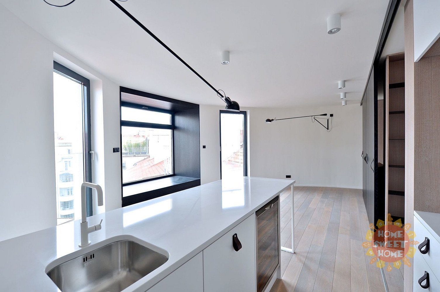 Pronájem bytu 2+kk 60 m² – fotografie 4