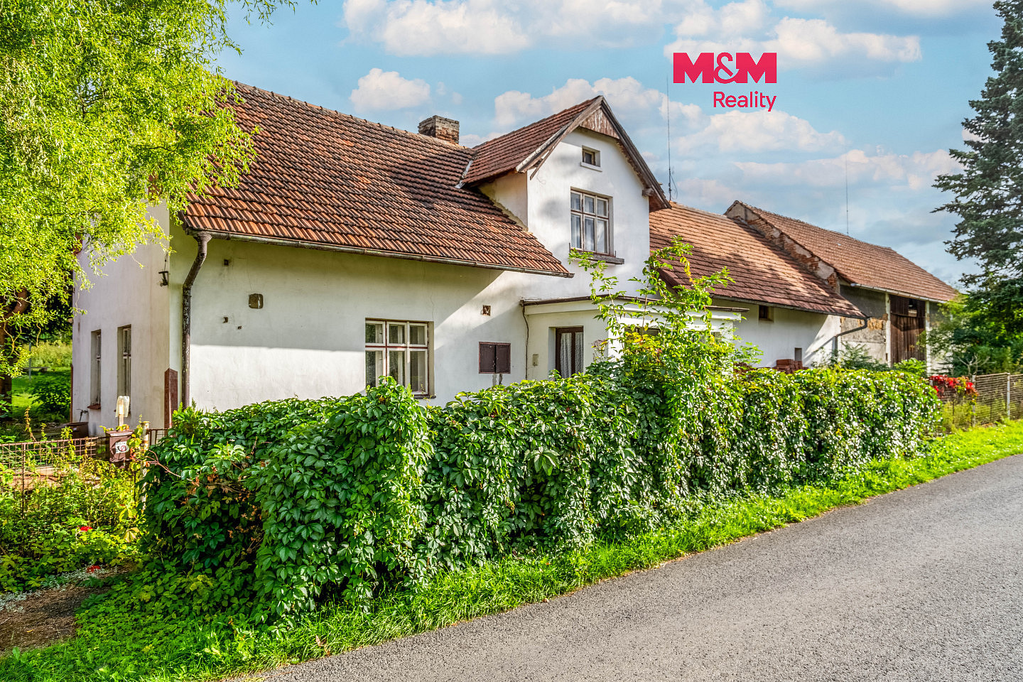 Prodej domu 182 m² s pozemkem 3 085 m²