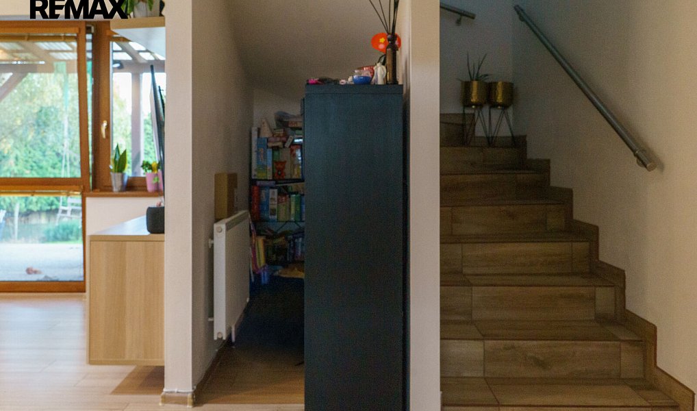 Prodej domu 164 m² s pozemkem 1 451 m², Obora – náhled fotky 40