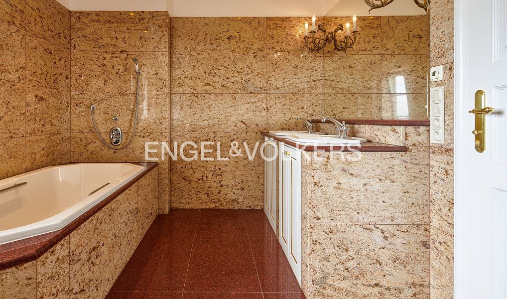 Prodej domu 606 m² s pozemkem 1 155 m², Praha – náhled fotky 13