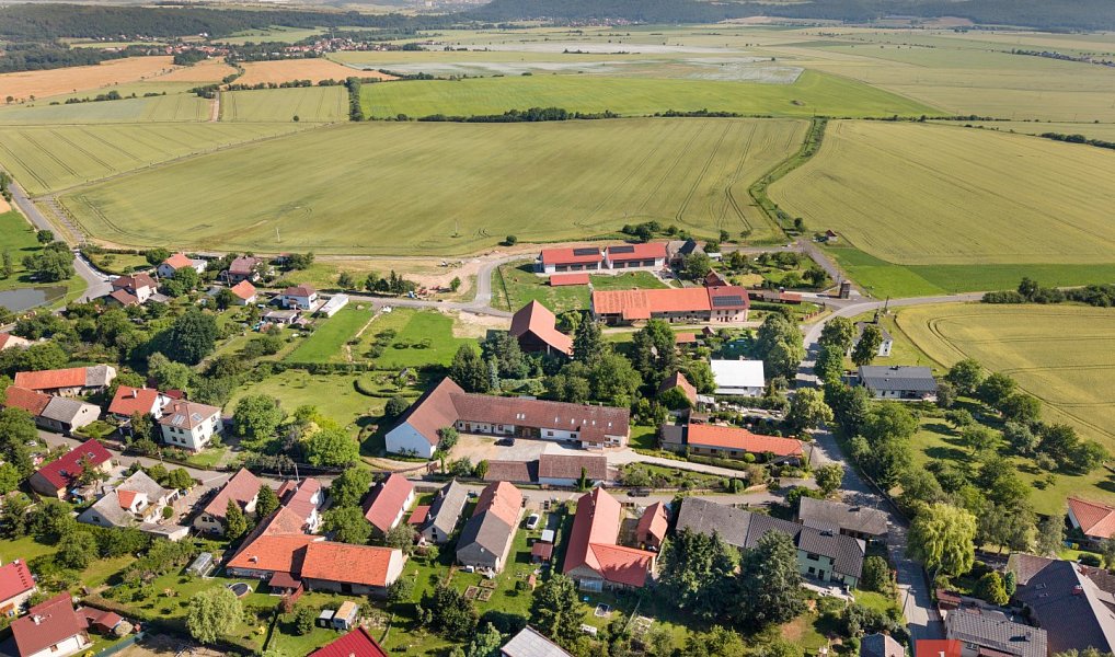 Prodej zemědělského objektu 450 m², Lhotka – náhled fotky 23