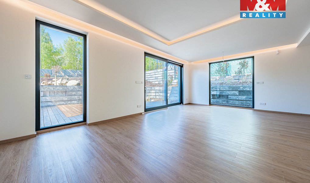 Prodej domu 219 m² s pozemkem 940 m², Velké Popovice – náhled fotky 6