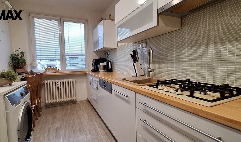 Pronájem bytu 3+1, 62 m², Líšeň - Brno-město, Brno