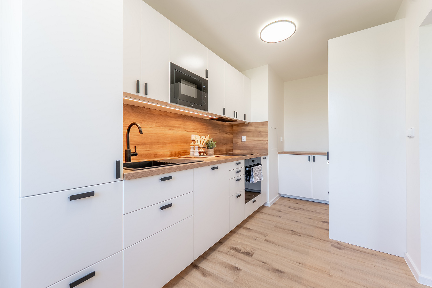 Prodej bytu 3+kk 67 m² — photo 3