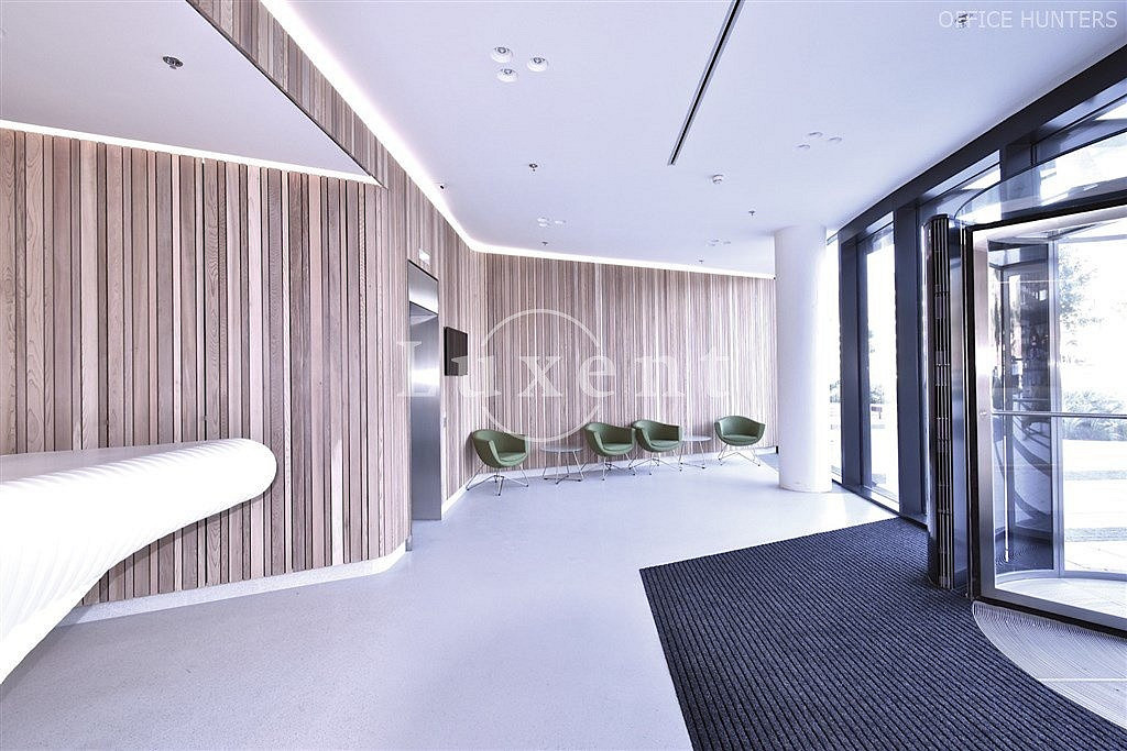 Pronájem kanceláře 516 m² – fotografie 2