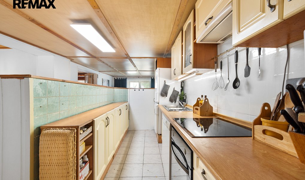 Prodej domu 150 m² s pozemkem 450 m², Popice – náhled fotky 11
