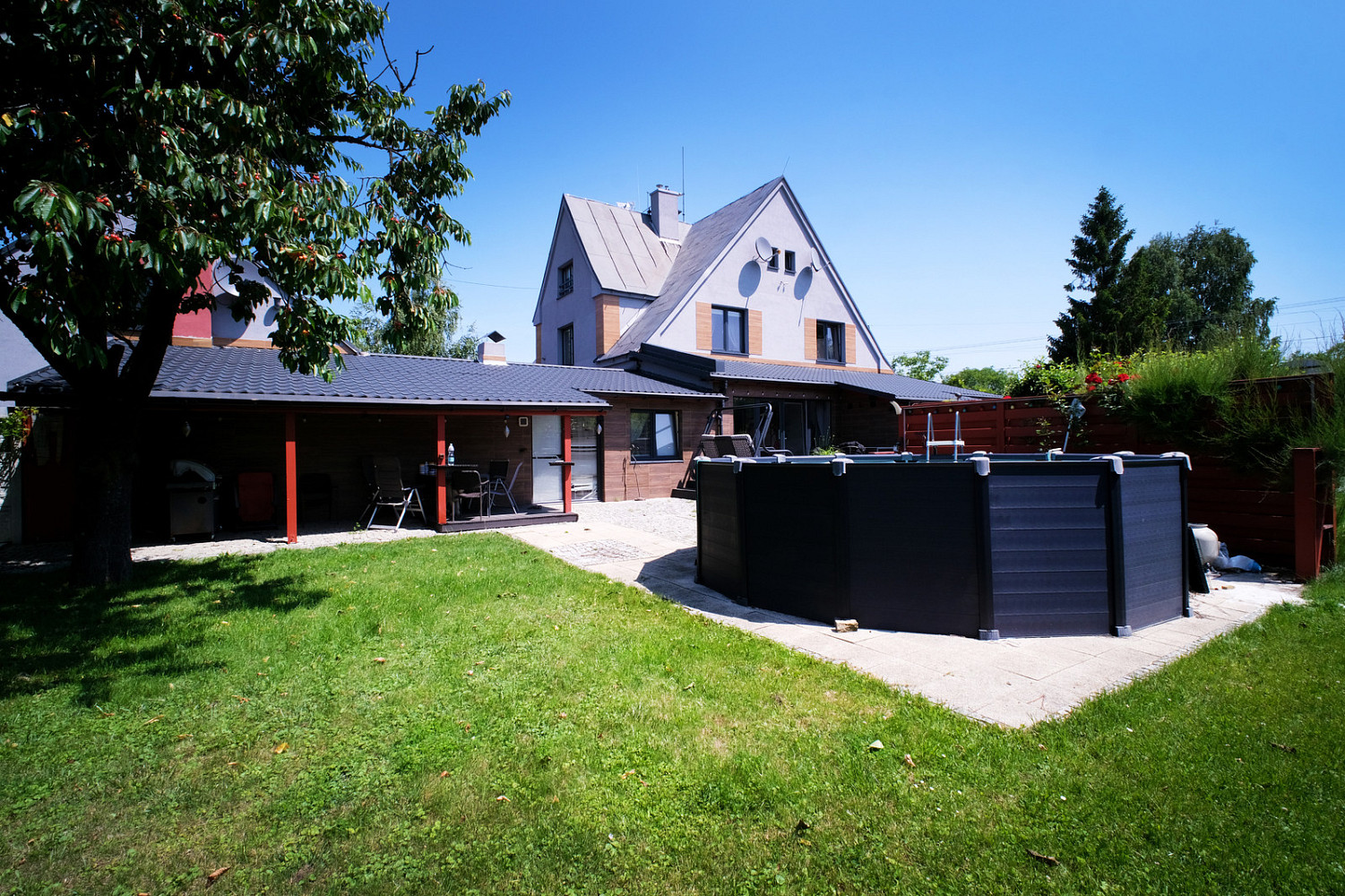 Prodej ubytovacího objektu 16 733 m²