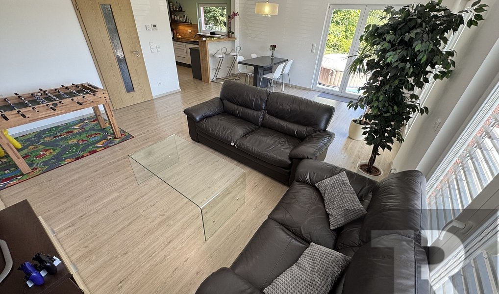 Prodej domu 147 m² s pozemkem 1 050 m², Vejprnice – náhled fotky 11