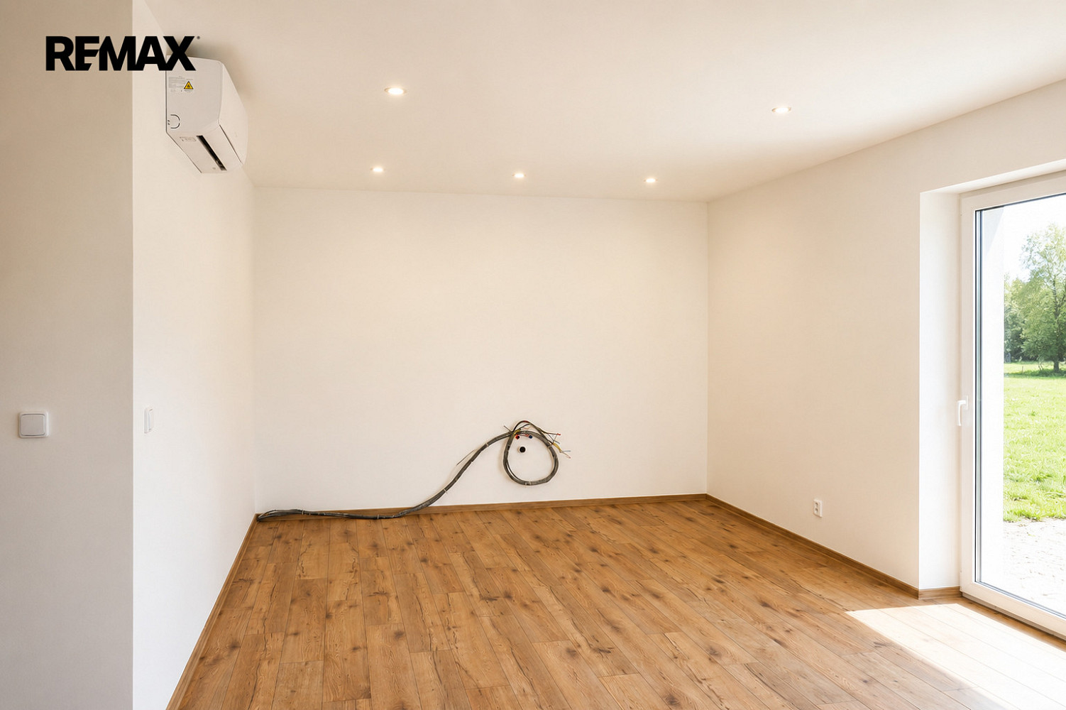 Prodej domu 98 m² s pozemkem 777 m² – fotografie 3