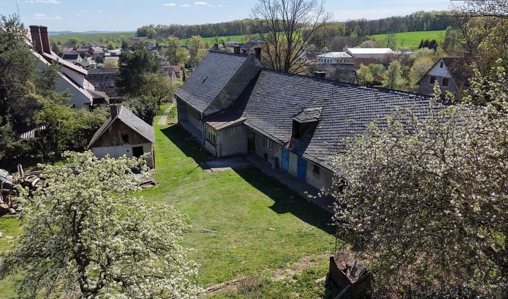 Prodej domu 250 m² s pozemkem 2 537 m², Mohelnice – náhled fotky 2