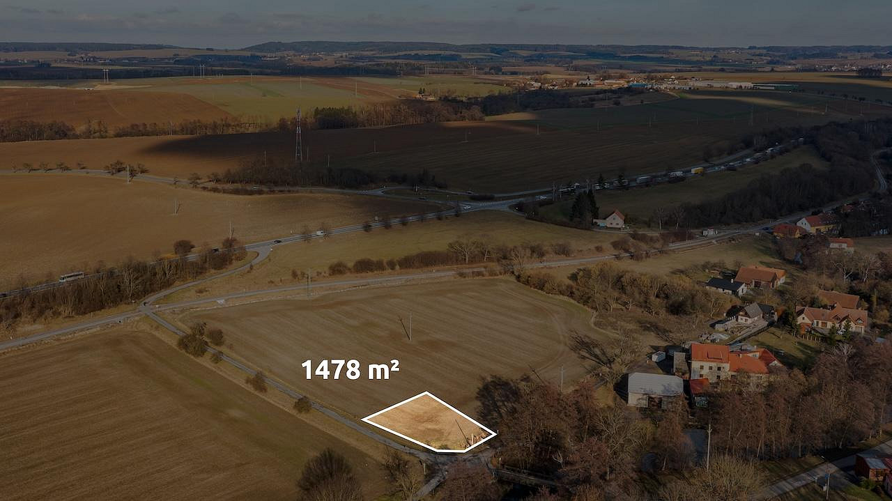 Prodej stavebního pozemku 1 478 m² – pohled 2