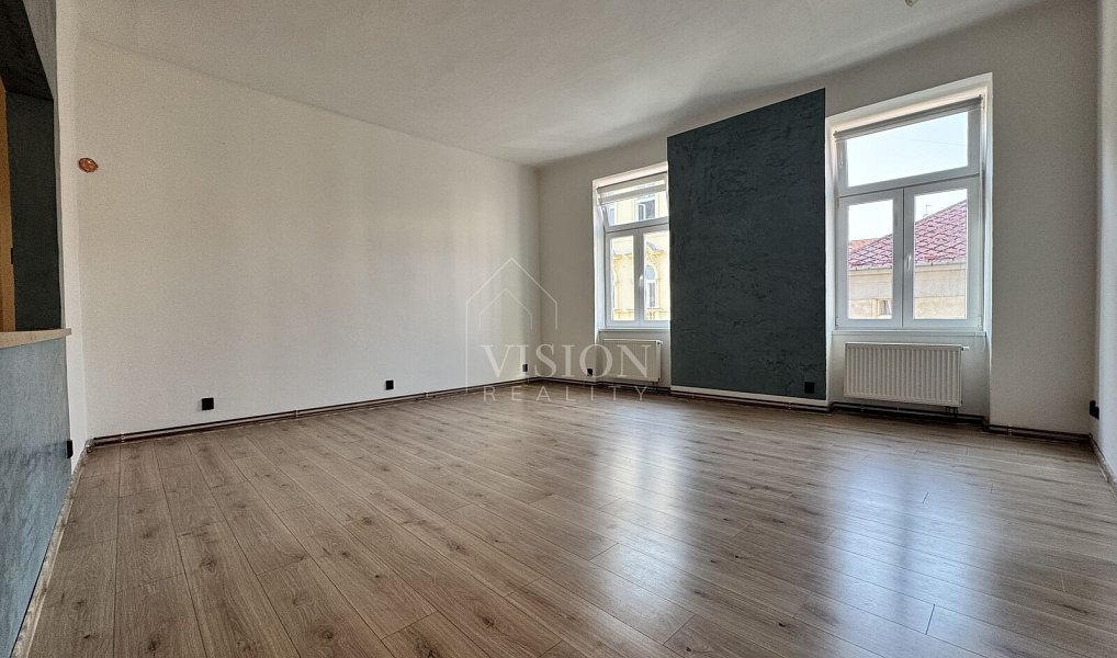 Pronájem bytu 3+1 101 m², České Budějovice – náhled fotky 11