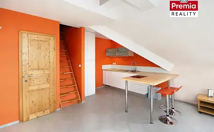 Pronájem bytu 1+kk 40 m²