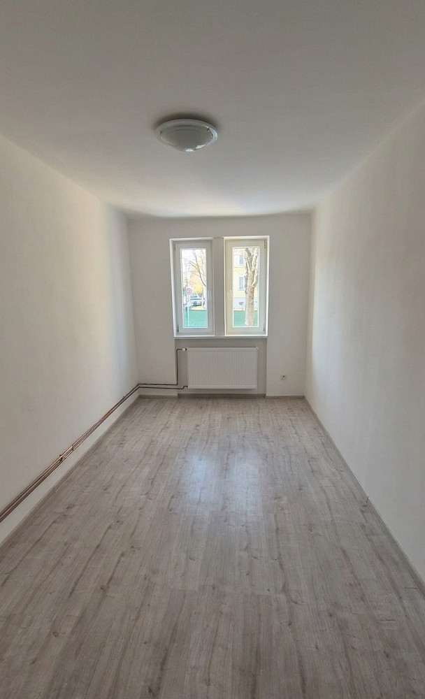 Pronájem bytu 3+1 72 m² — photo 4