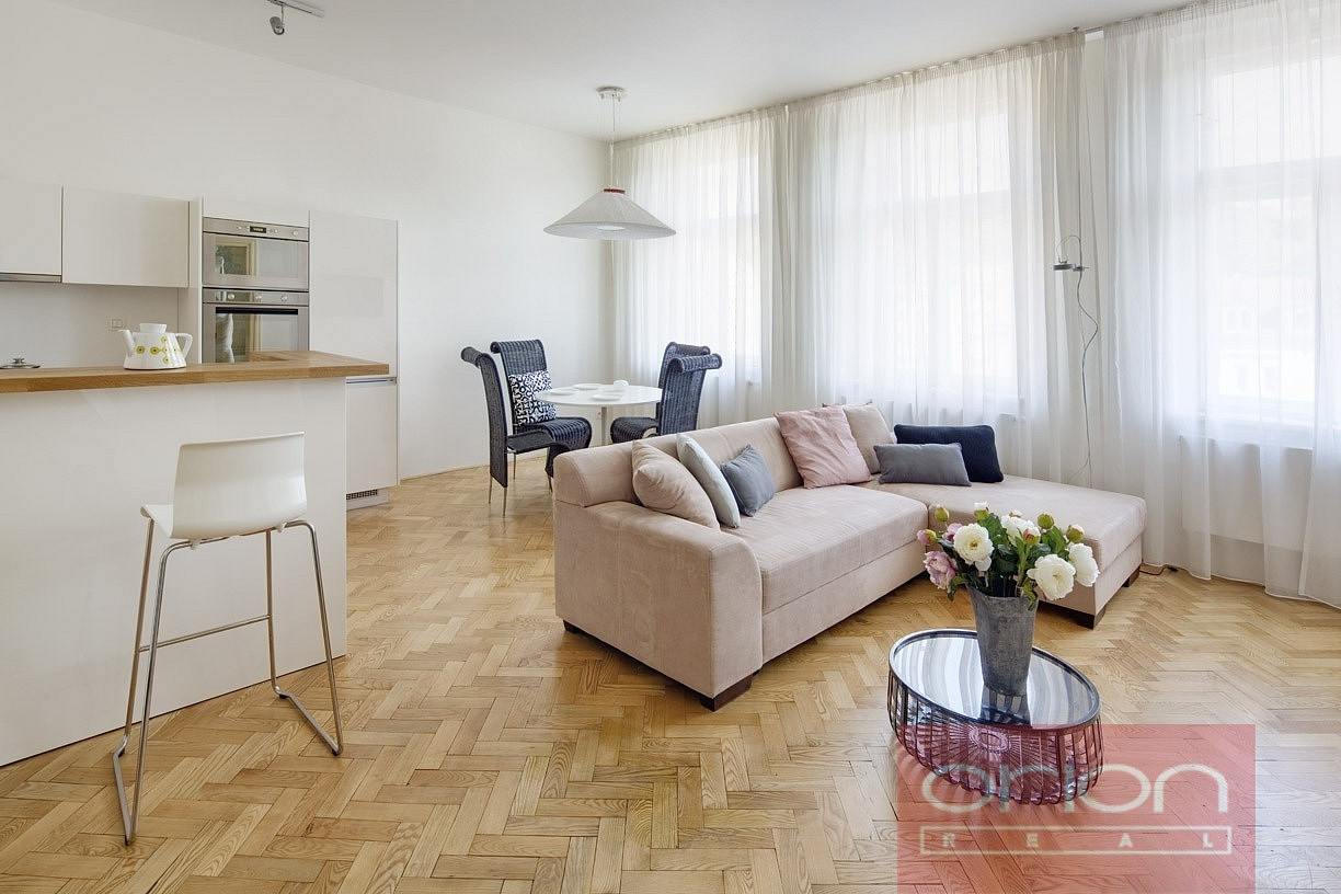 Pronájem bytu 3+kk 100 m²