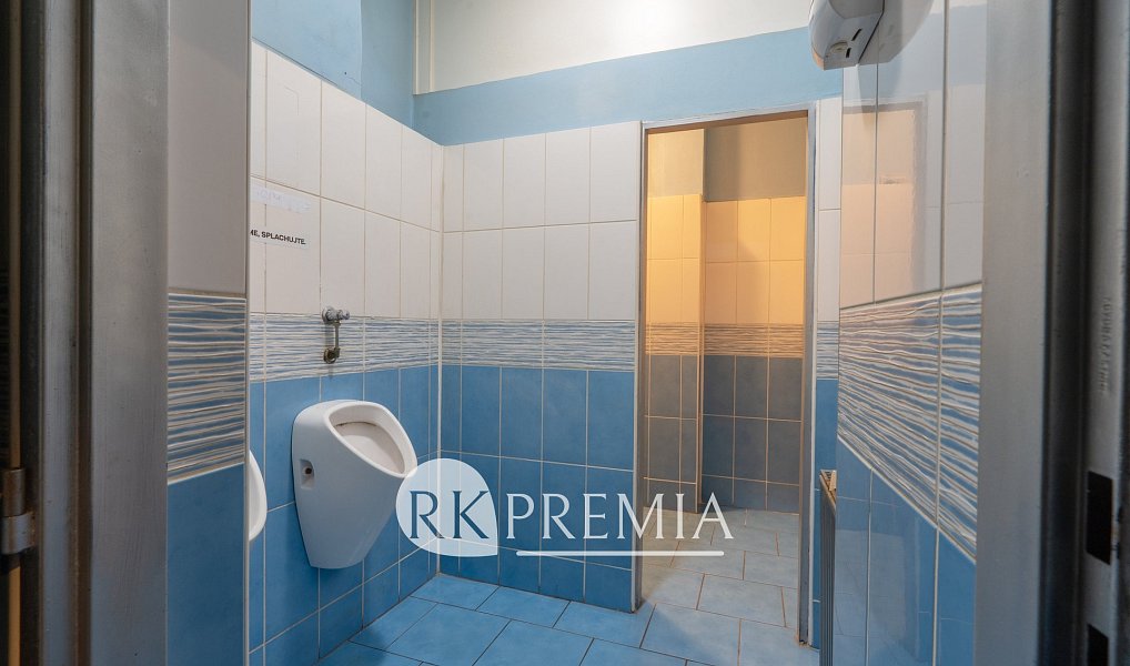 Pronájem obchodních prostor 130 m², Teplice – náhled fotky 11
