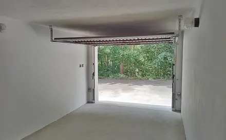 Pronájem řadové garáže ve Mšeně nad Nisou v ulici Finské domky, Finské domky, Jablonec nad Nisou