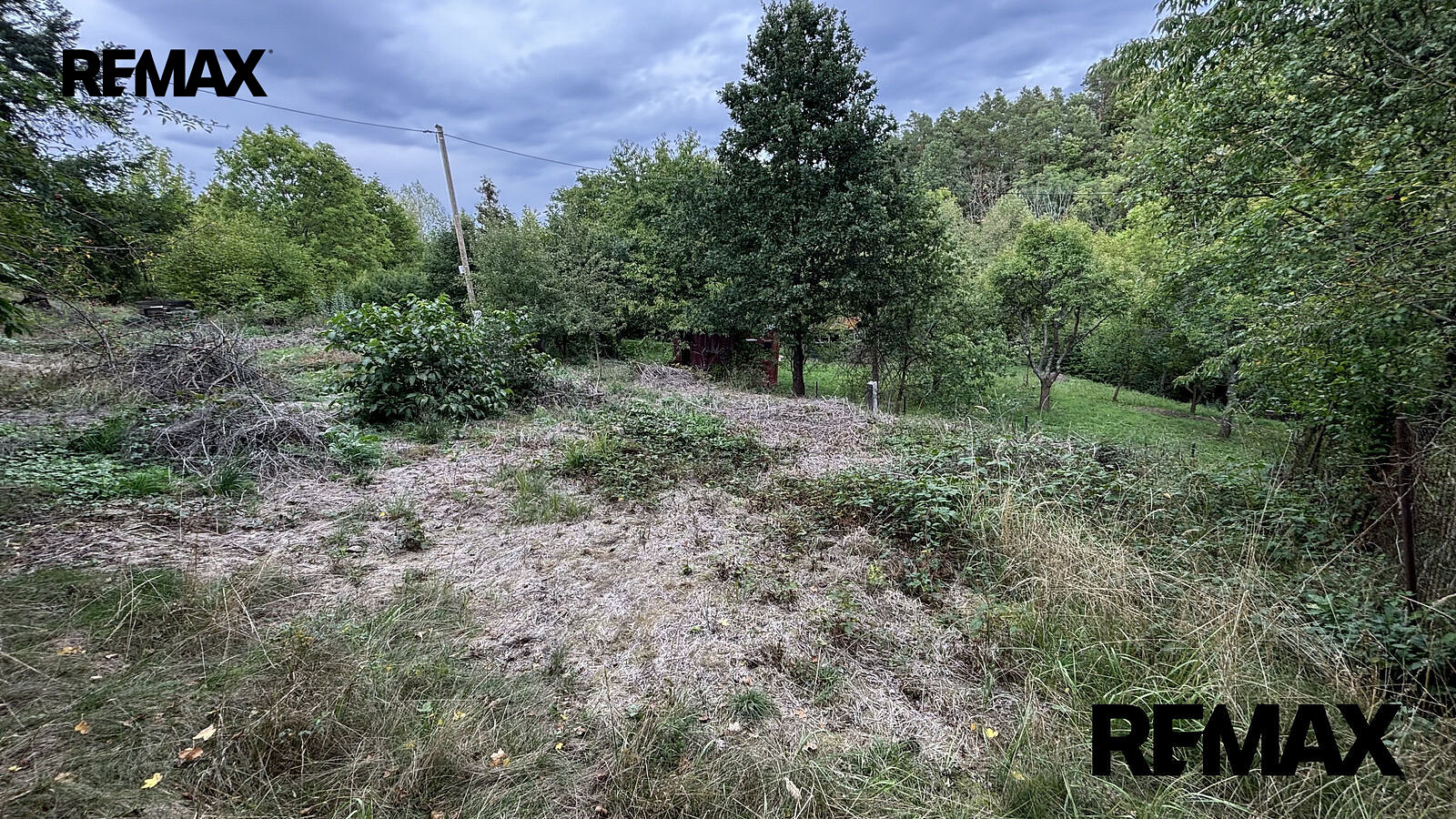 Prodej stavebního pozemku 1 335 m²