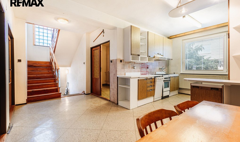 Prodej domu 200 m² s pozemkem 233 m², Němčice nad Hanou – náhled fotky 2