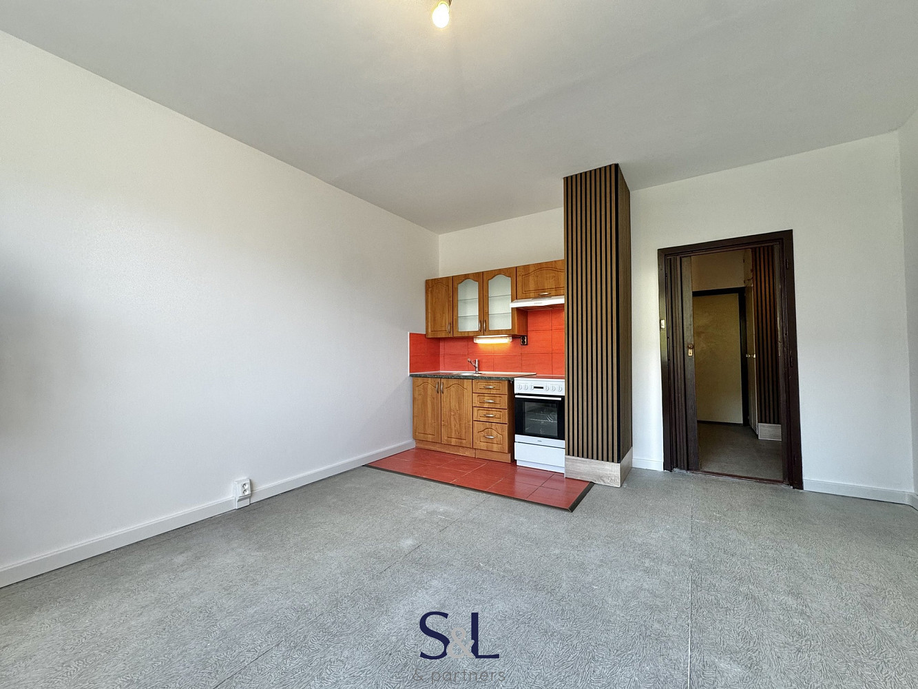 Pronájem bytu 2+kk 42 m² – fotografie 2
