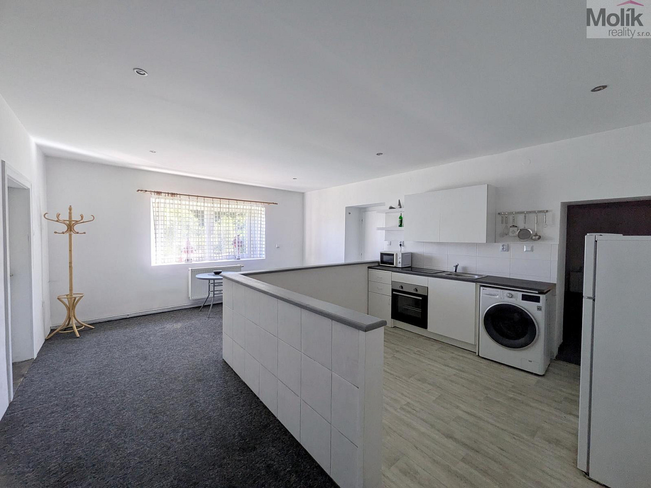 Prodej domu 252 m² s pozemkem 2 886 m² – fotografie 4