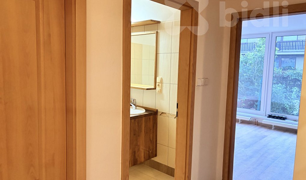 Pronájem bytu 4+1 100 m², Černošice – náhled fotky 18