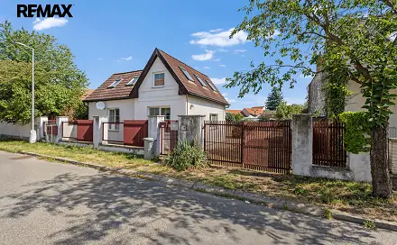 Prodej stavebního pozemku 619 m², Žižkova, Šestajovice, okres Praha-východ