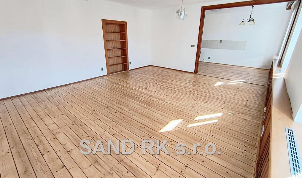 Prodej bytu 4+1 130 m², Plzeň – náhled fotky 7