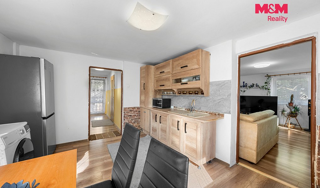 Prodej domu 240 m² s pozemkem 964 m², Krompach – náhled fotky 5