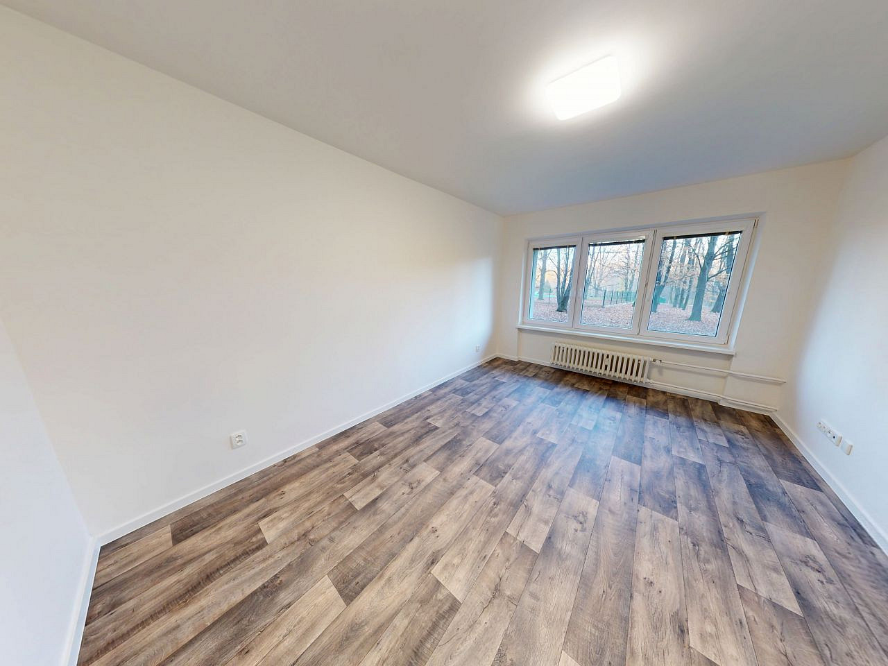 Pronájem bytu 1+1 34 m² – fotografie 4