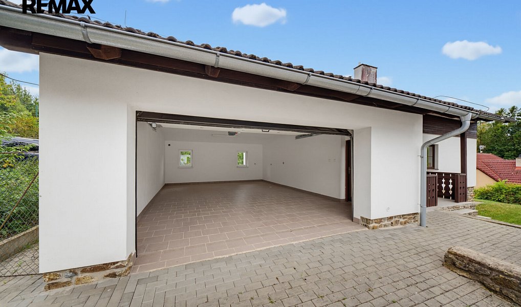 Prodej domu 257 m² s pozemkem 777 m², Sázava – náhled fotky 14