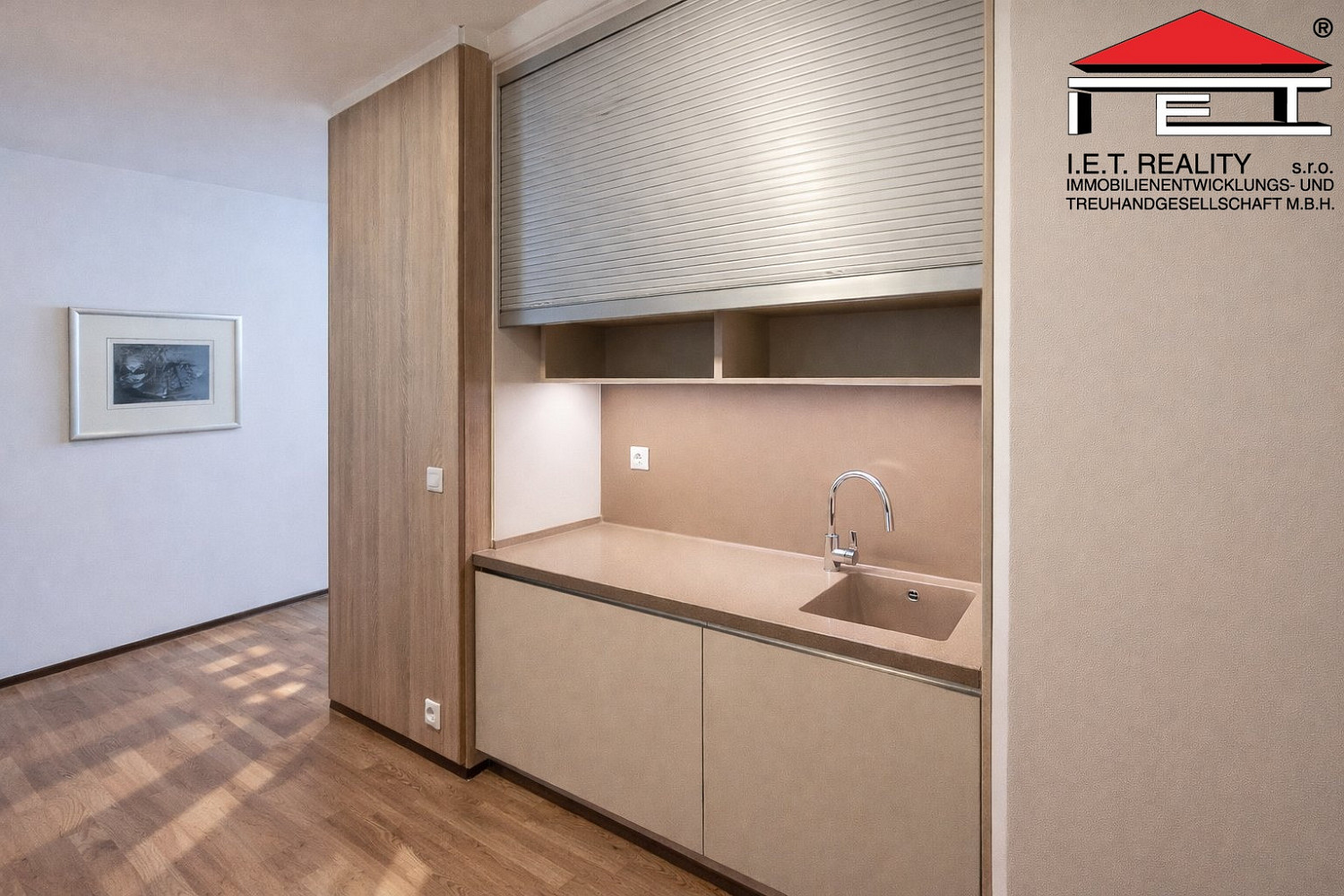 Pronájem bytu 1+kk 23 m² – fotografie 4