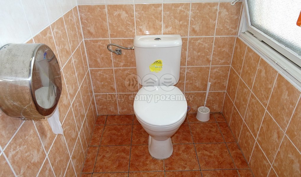 Pronájem kanceláře 18 m², Liberec – náhled fotky 8
