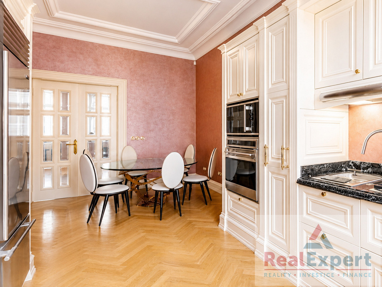 Prodej bytu 4+kk 136 m² — photo 4