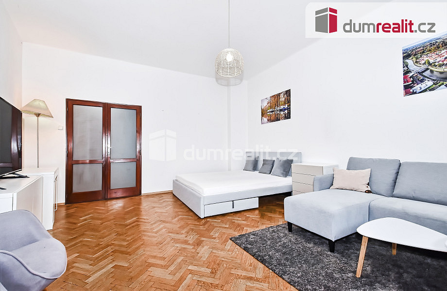 Pronájem bytu 2+1 51 m² — photo 2