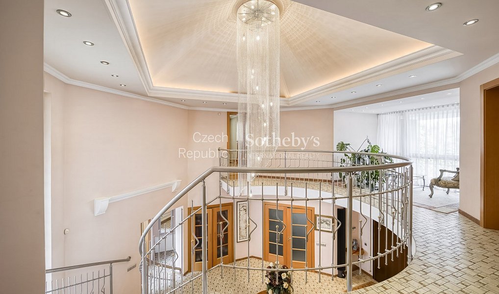 Prodej domu 645 m² s pozemkem 760 m², Průhonice – náhled fotky 14
