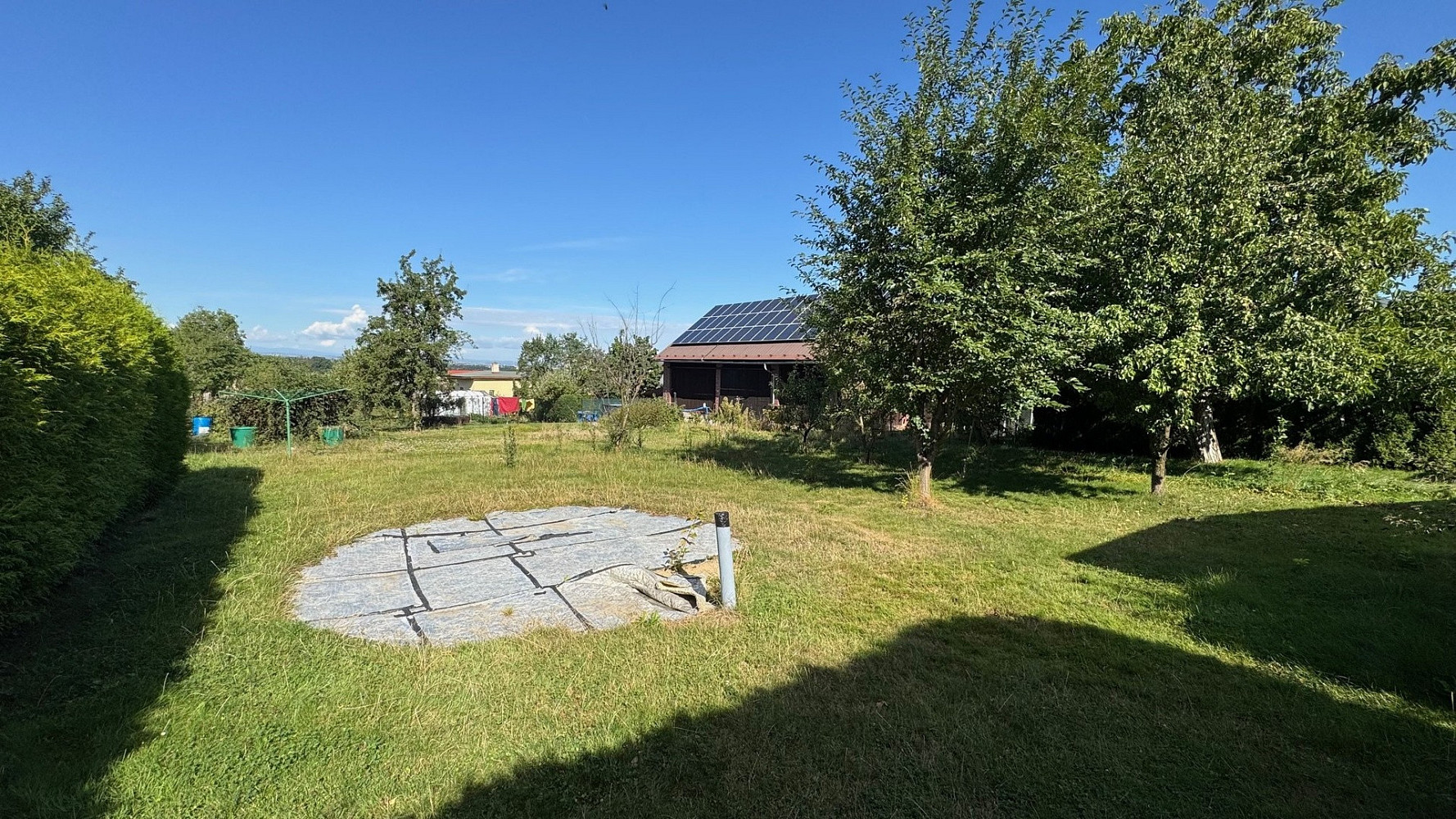 Prodej stavebního pozemku 835 m² – fotografie 2