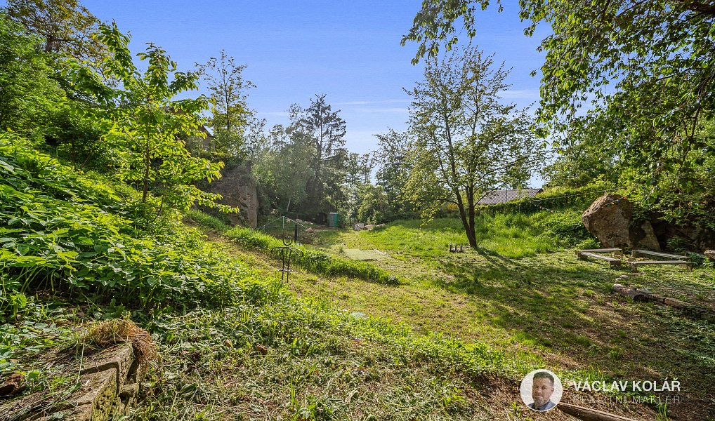 Prodej stavebního pozemku 1 805 m², Hořice – náhled fotky 10