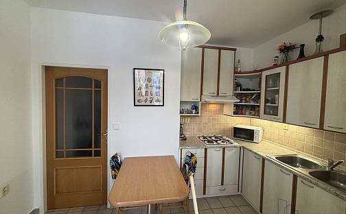 Prodej bytu 1+1 43 m², Holzova, Brno - Líšeň