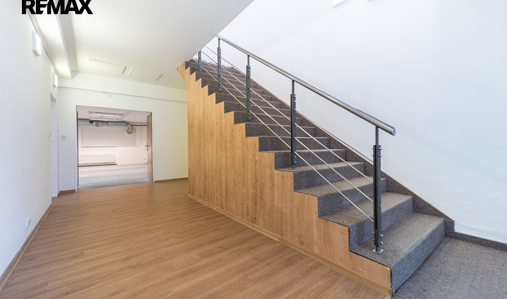 Pronájem obchodních prostor 364 m², Praha – náhled fotky 14