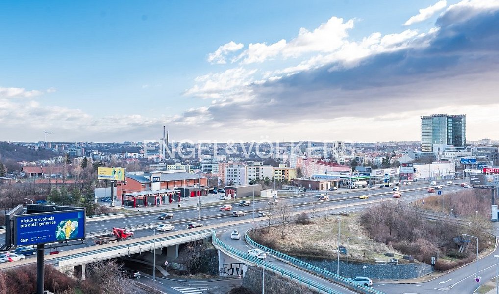 Pronájem kanceláře 504 m², Praha – náhled fotky 13