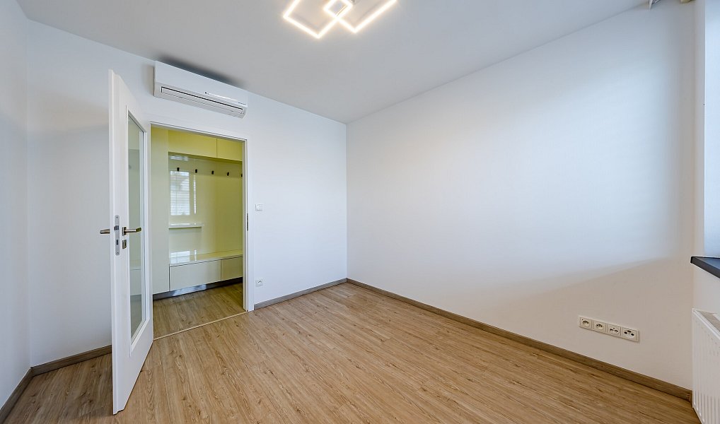 Pronájem bytu 3+kk 69 m², Uherský Brod – náhled fotky 9