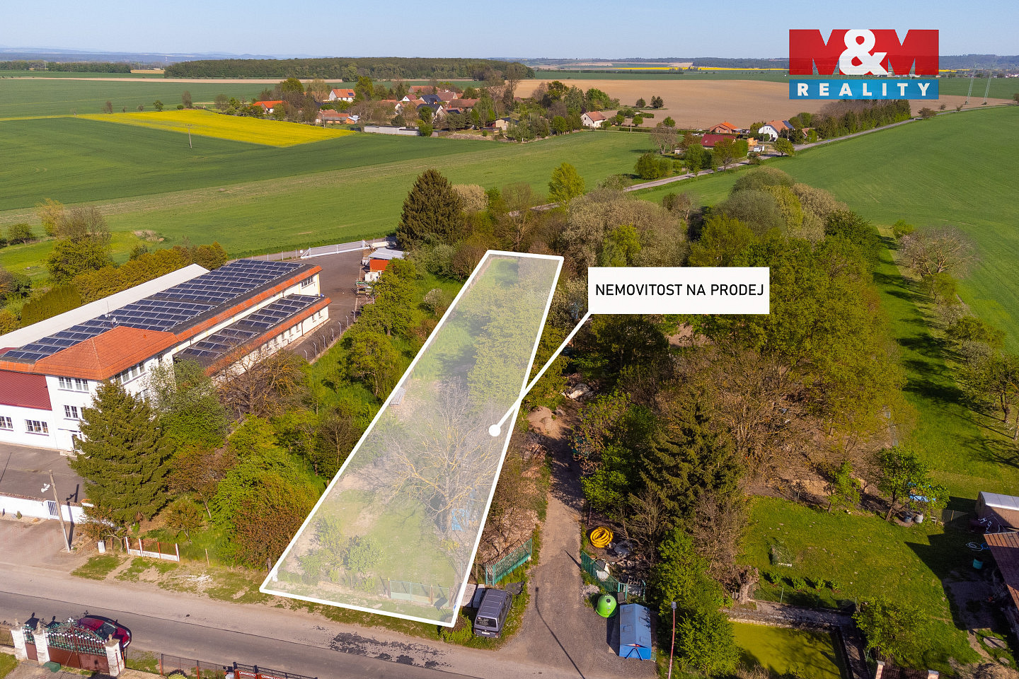Prodej stavebního pozemku 1 375 m² – pohled 3