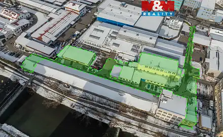 Prodej výrobních prostor 1 240 m², 4. května, Vsetín