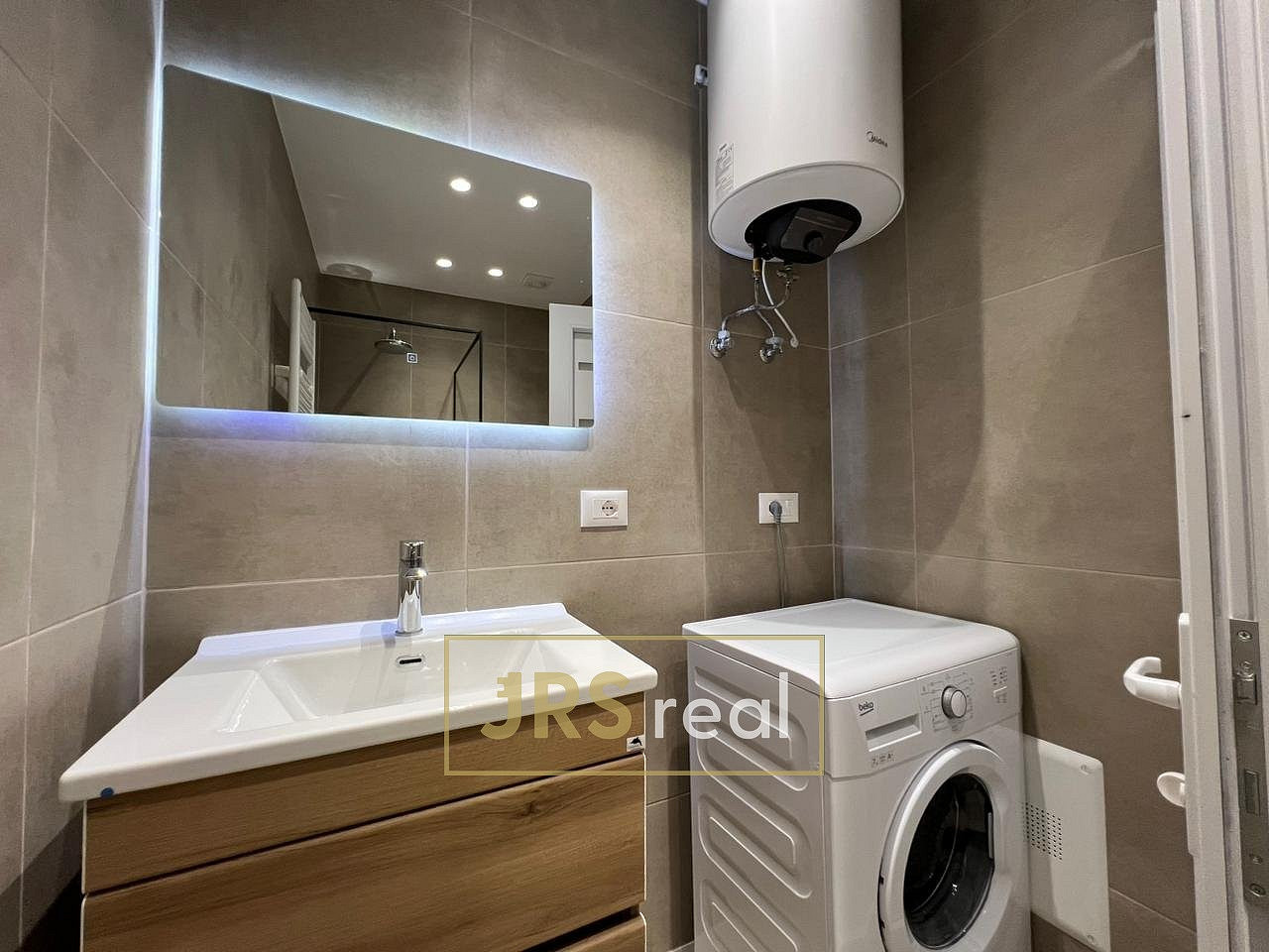 Prodej bytu 2+kk 56 m² – další