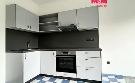 Pronájem bytu 1+kk 43 m², Na Valech, Poděbrady - Poděbrady II, okres Nymburk