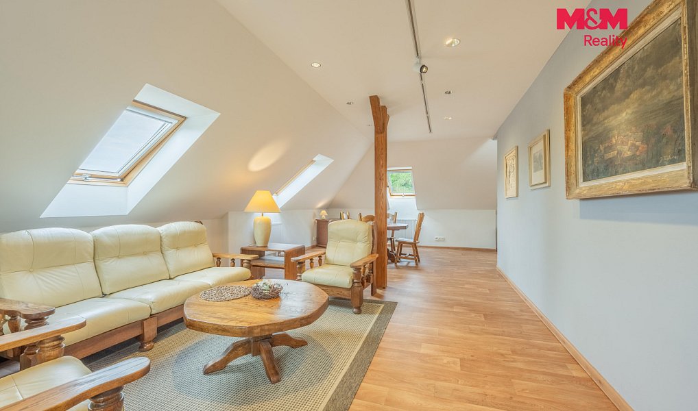 Prodej kanceláře 174 m², Slaný – náhled fotky 16