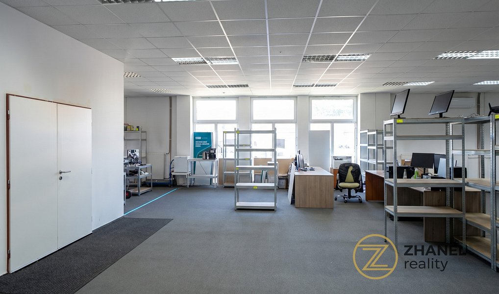 Pronájem obchodních prostor 480 m², Karviná – náhled fotky 3