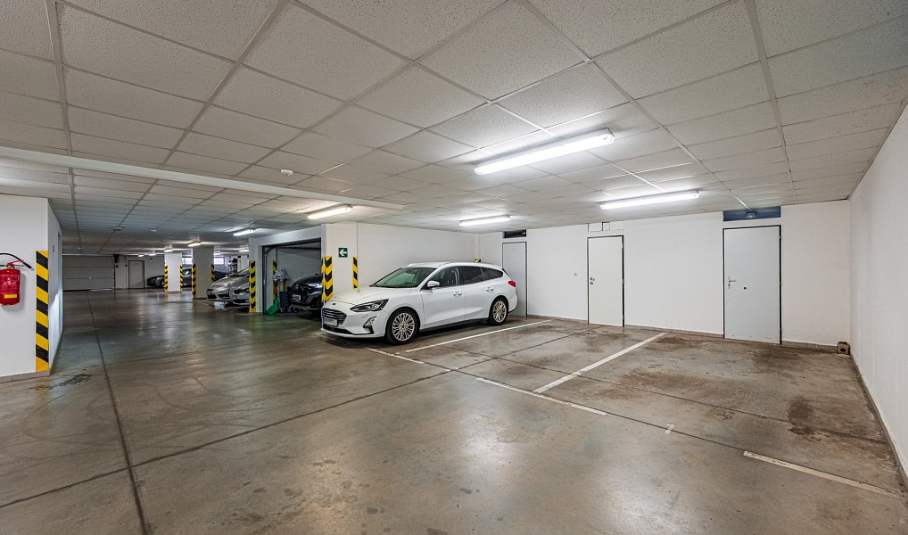 Prodej bytu 4+kk 101 m², Pardubice – náhled fotky 31