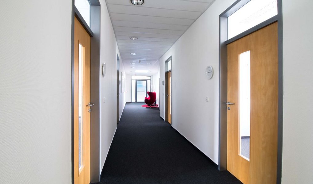 Pronájem kanceláře 251 m², Ořech – náhled fotky 7